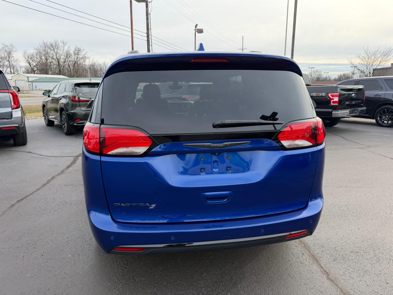 Chrysler Pacifica  2020