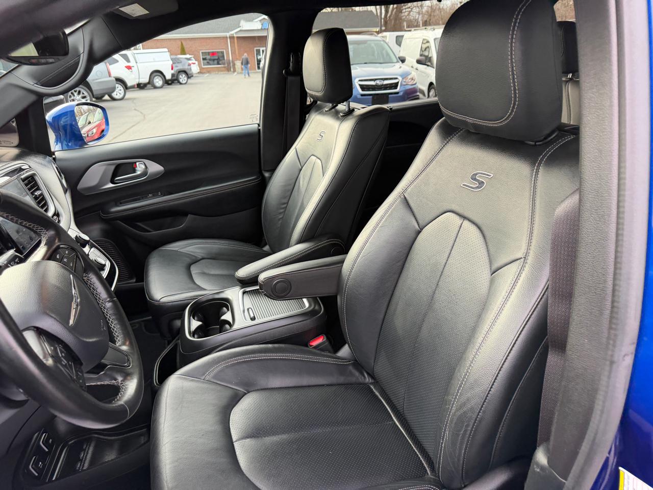 Chrysler Pacifica  2020