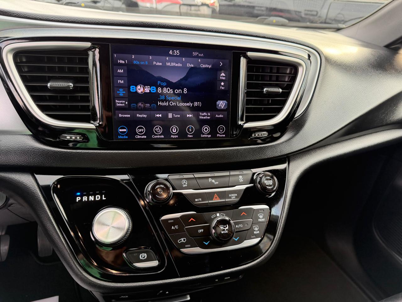 Chrysler Pacifica  2020