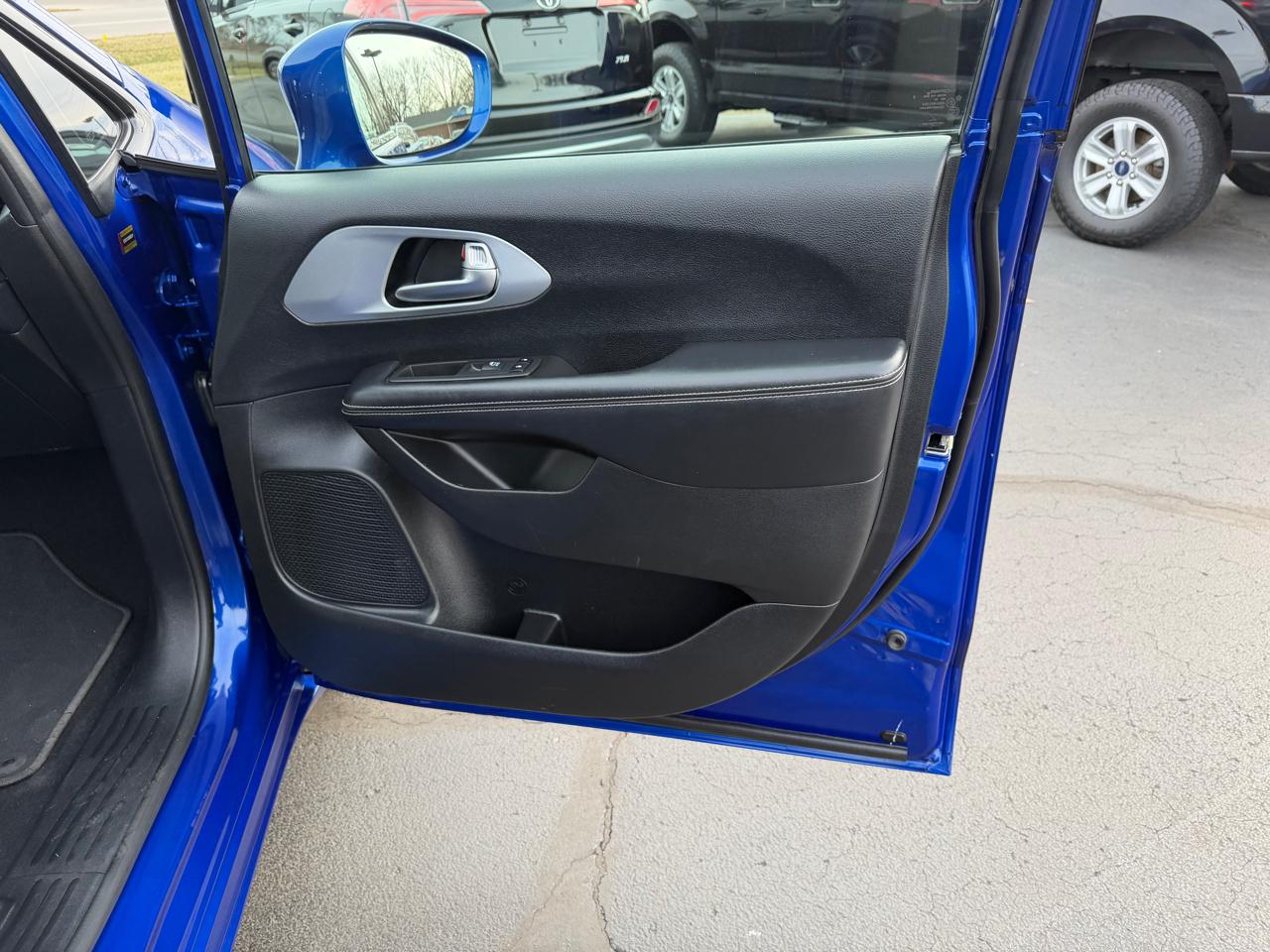 Chrysler Pacifica  2020