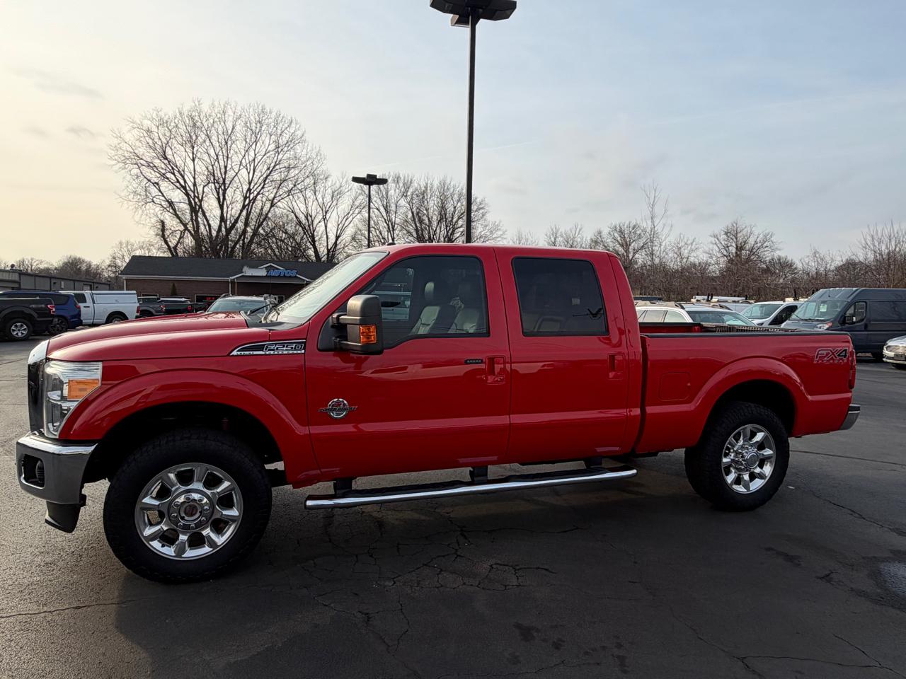 Ford Super Duty F-250 SRW 4WD Crew Cab 172" Lariat 2016