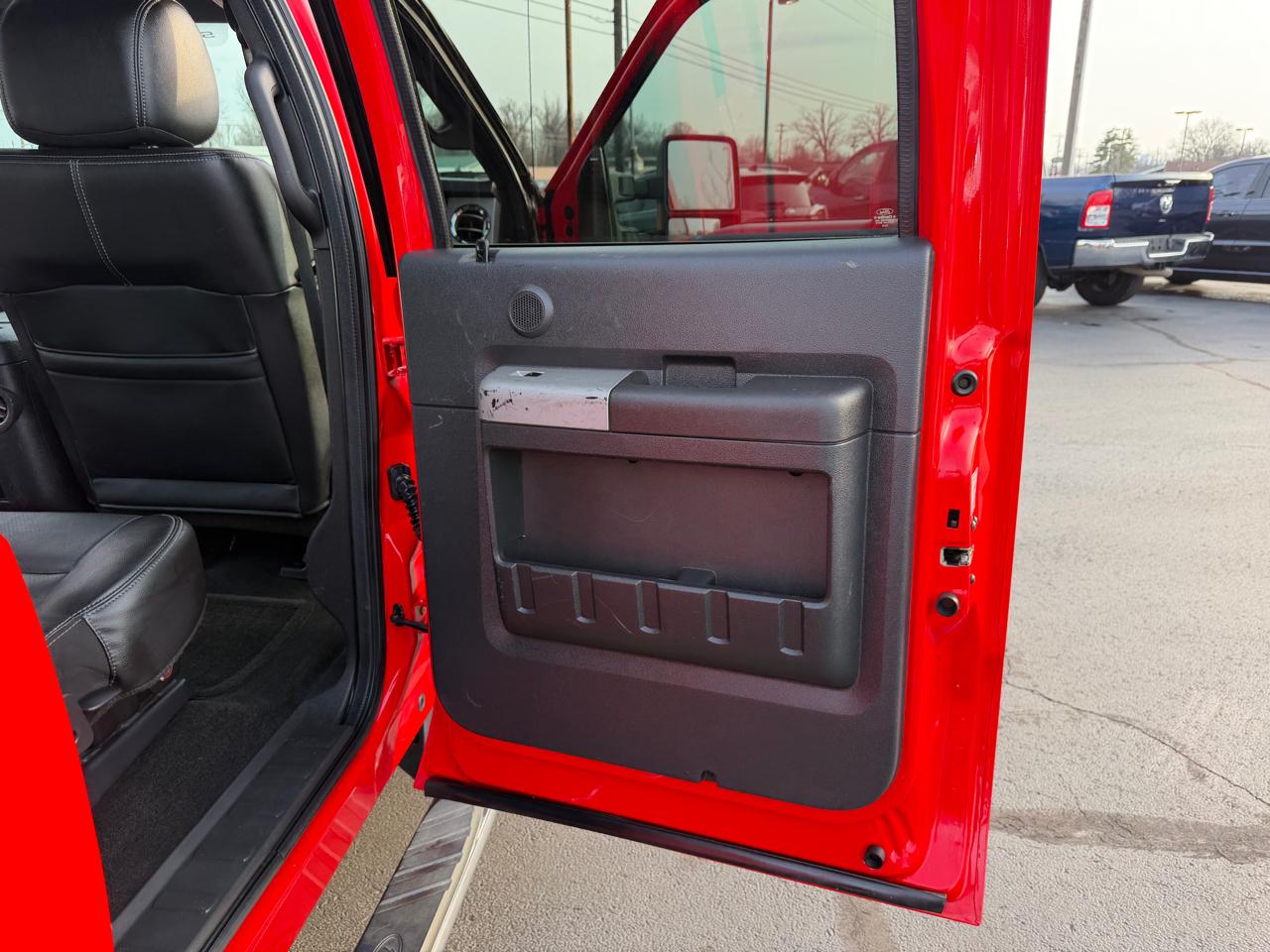 Ford Super Duty F-250 SRW 4WD Crew Cab 172" Lariat 2016