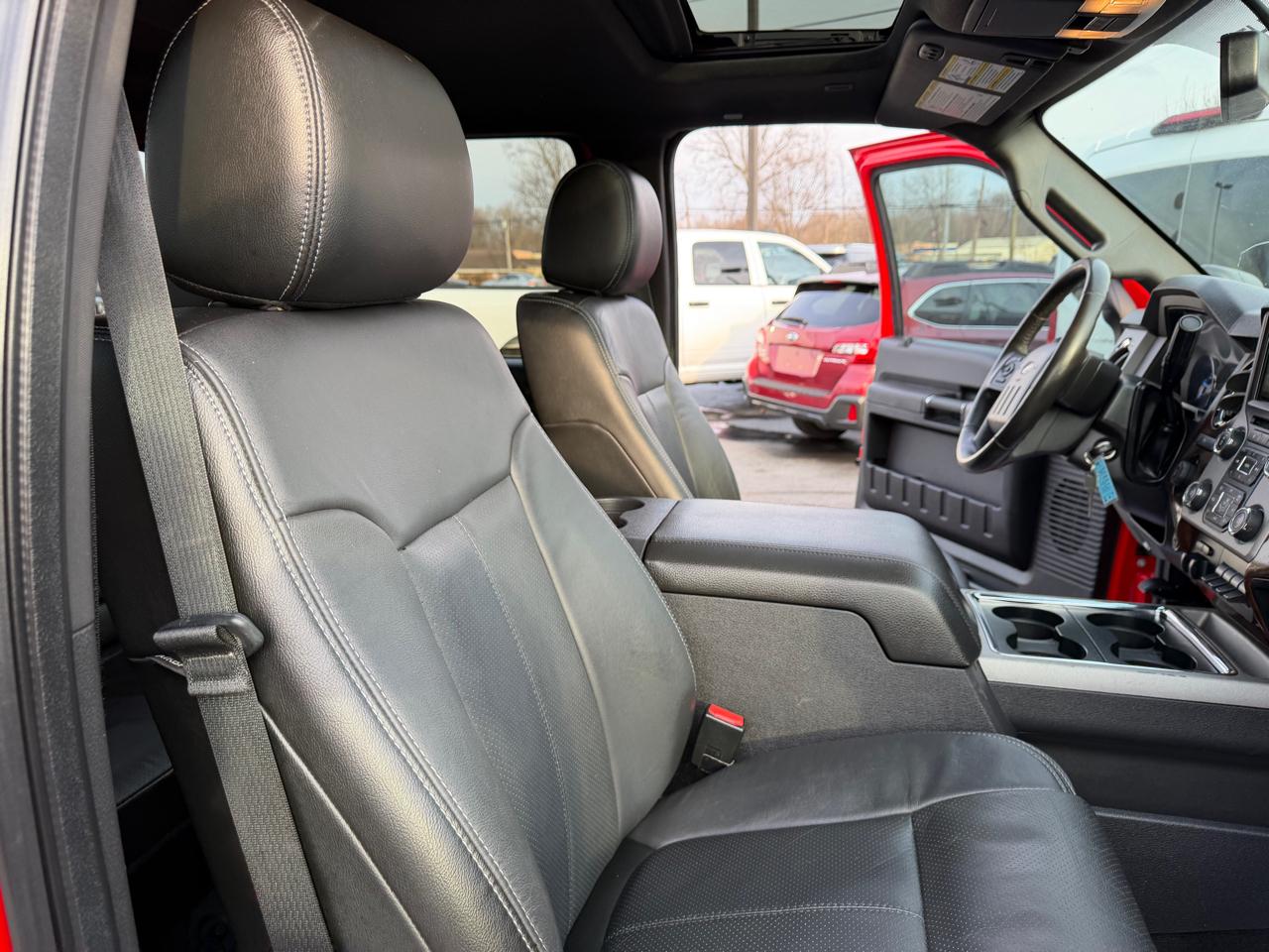 Ford Super Duty F-250 SRW 4WD Crew Cab 172" Lariat 2016