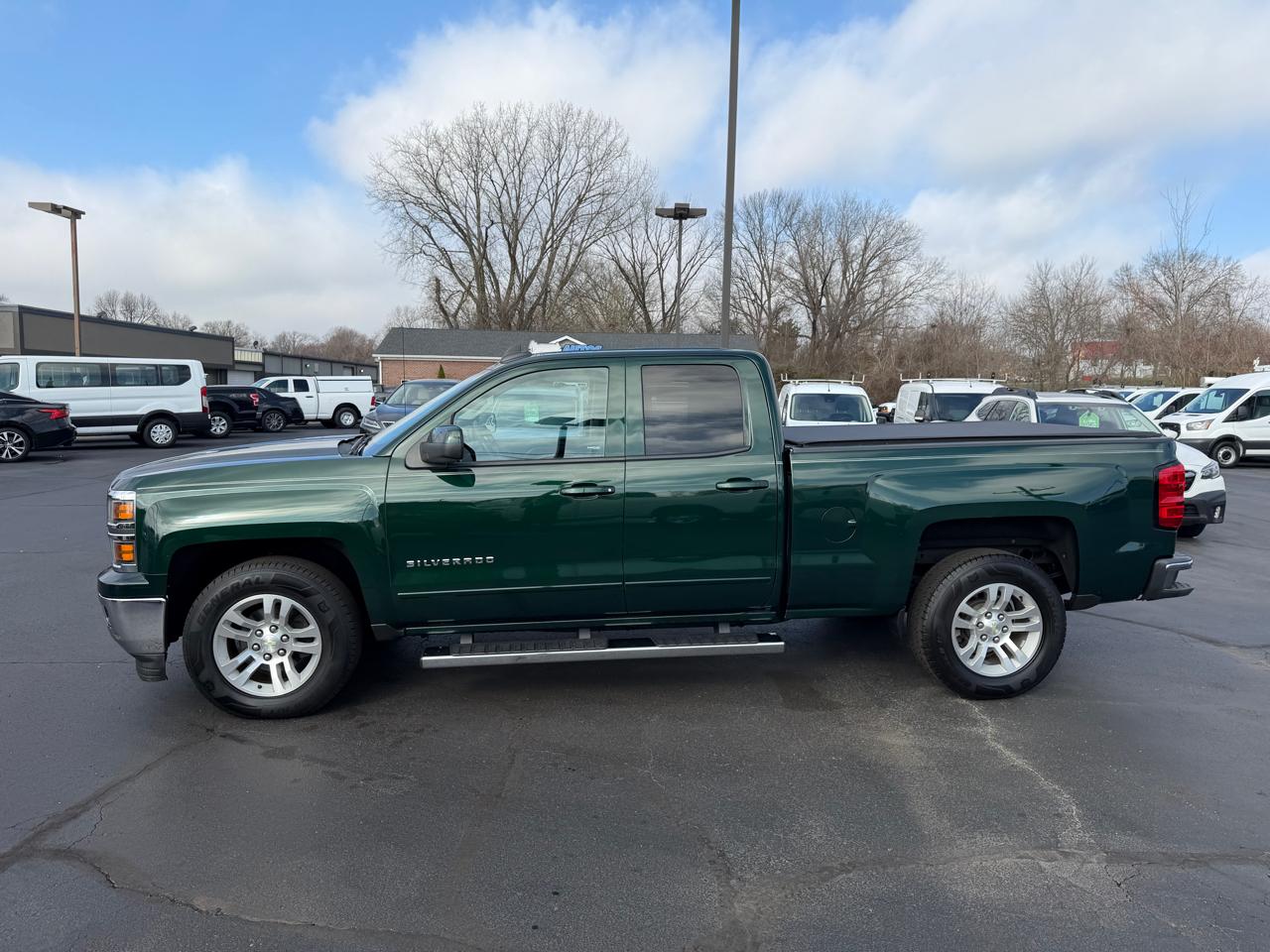 Chevrolet Silverado 1500 2WD Double Cab 143.5" LT w/1LT 2015