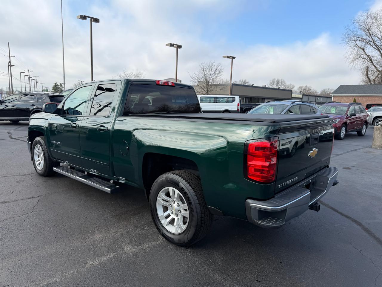Chevrolet Silverado 1500 2WD Double Cab 143.5" LT w/1LT 2015