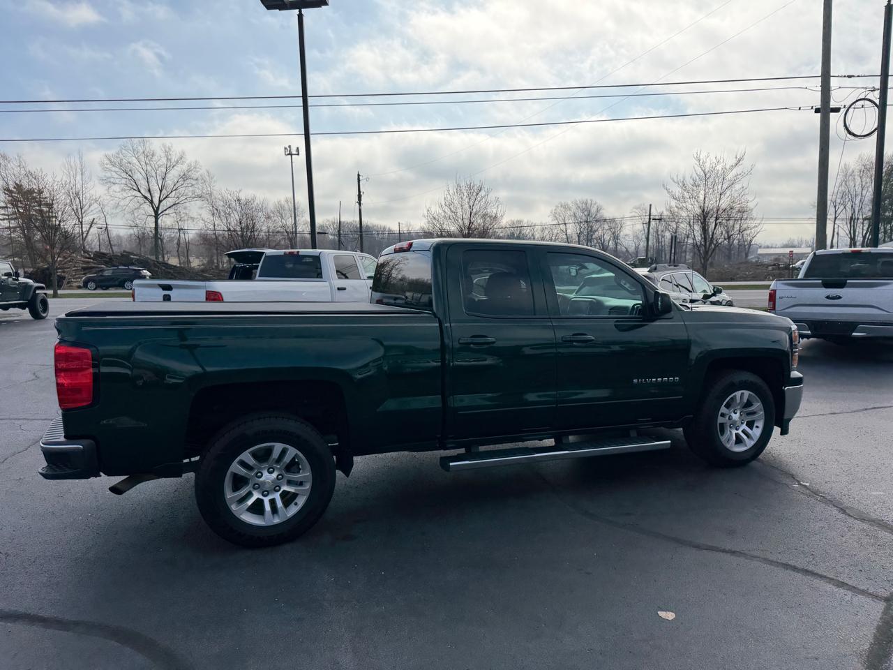 Chevrolet Silverado 1500 2WD Double Cab 143.5" LT w/1LT 2015