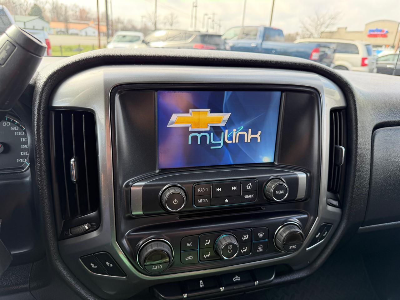 Chevrolet Silverado 1500 2WD Double Cab 143.5" LT w/1LT 2015