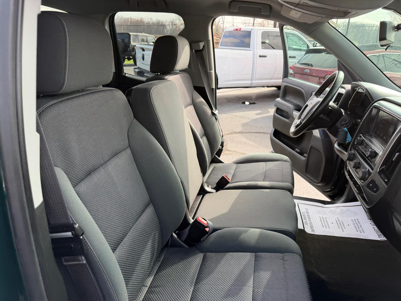 Chevrolet Silverado 1500 2WD Double Cab 143.5" LT w/1LT 2015