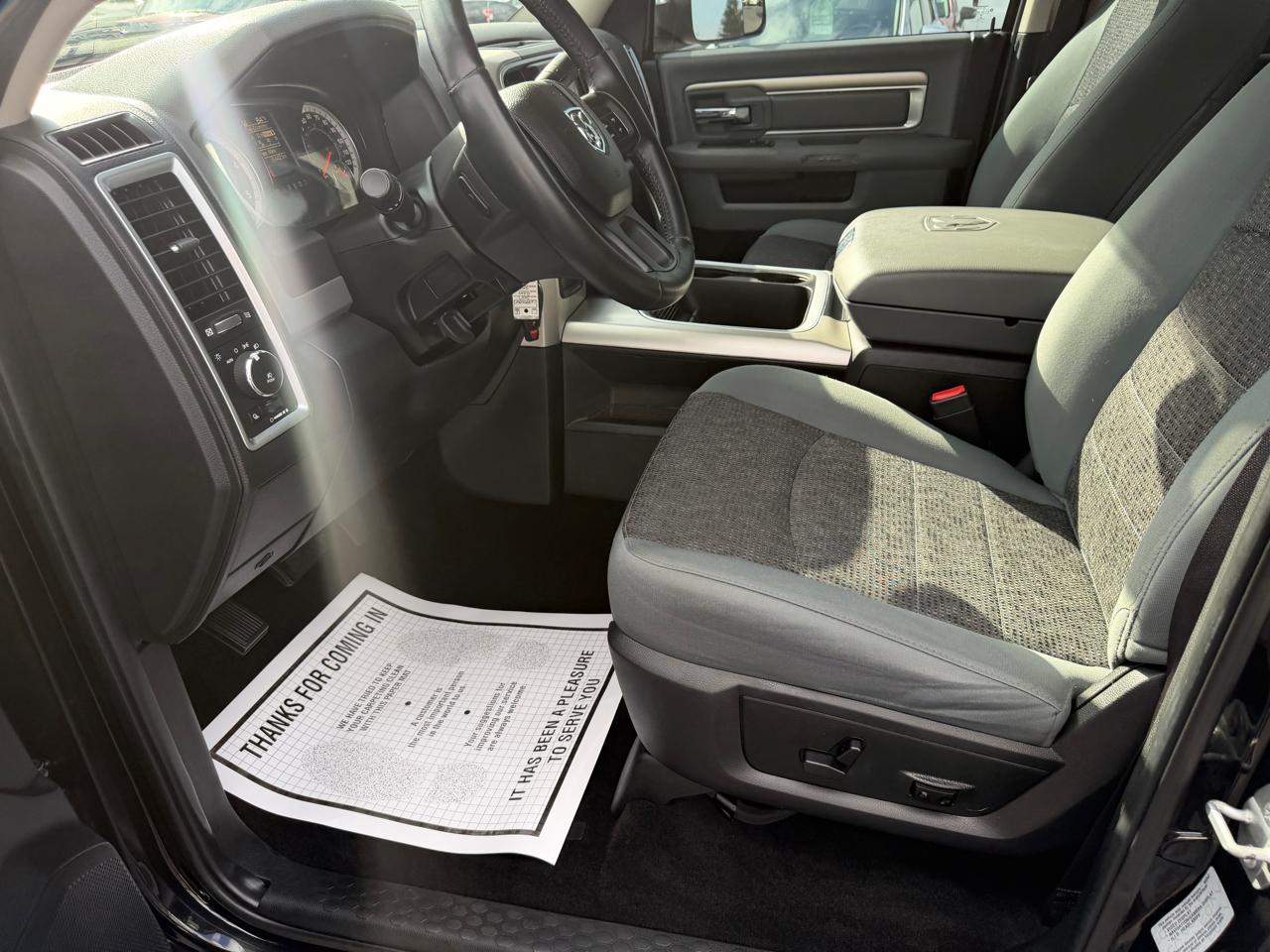 RAM 2500 Lone Star 4x4 Crew Cab 6'4" Box 2017