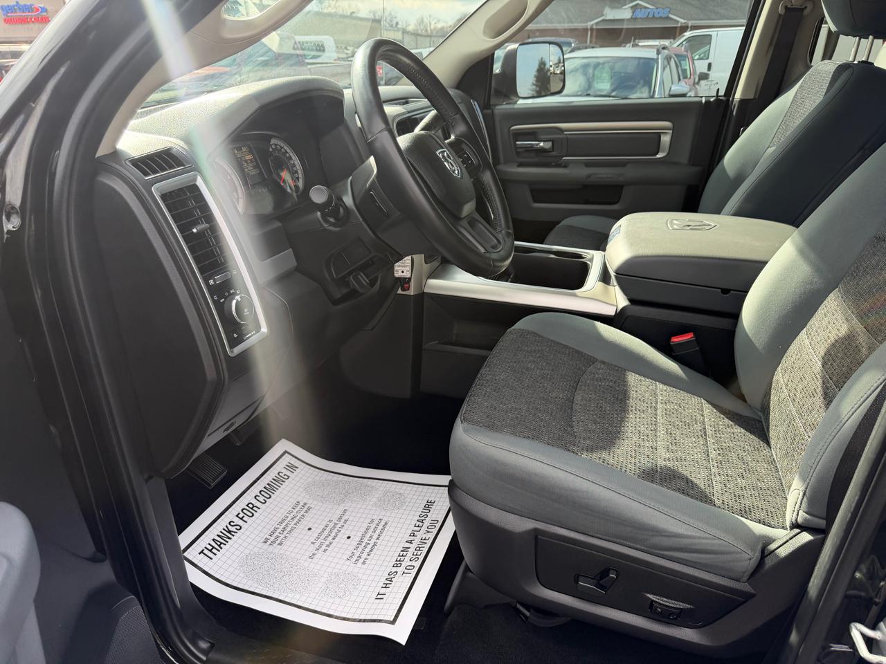 RAM 2500 Lone Star 4x4 Crew Cab 6'4" Box 2017