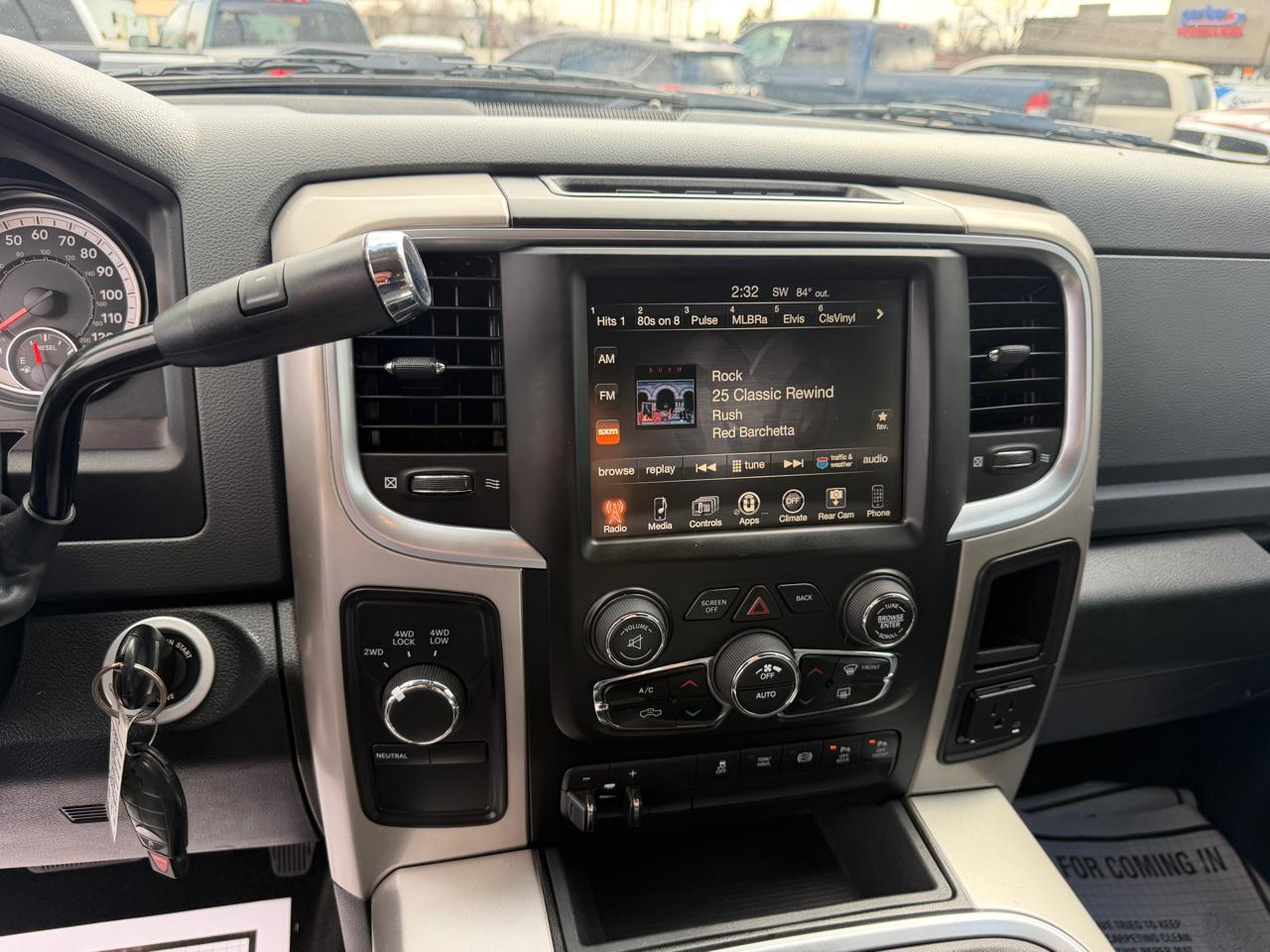 RAM 2500 Lone Star 4x4 Crew Cab 6'4" Box 2017