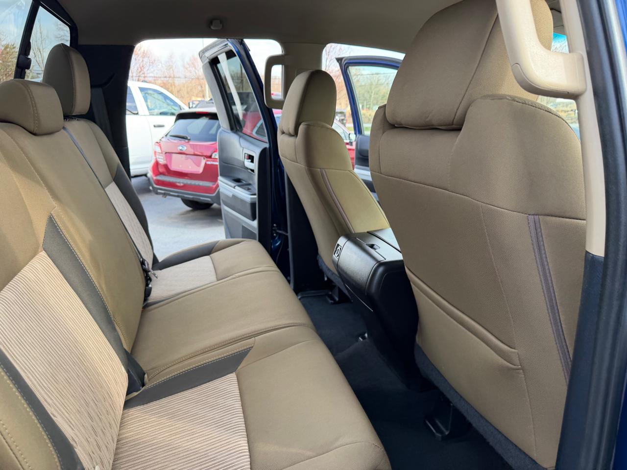 Toyota Tundra 4WD Truck  2014