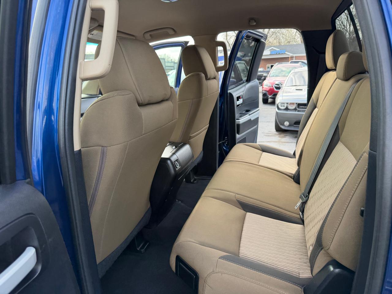 Toyota Tundra 4WD Truck  2014