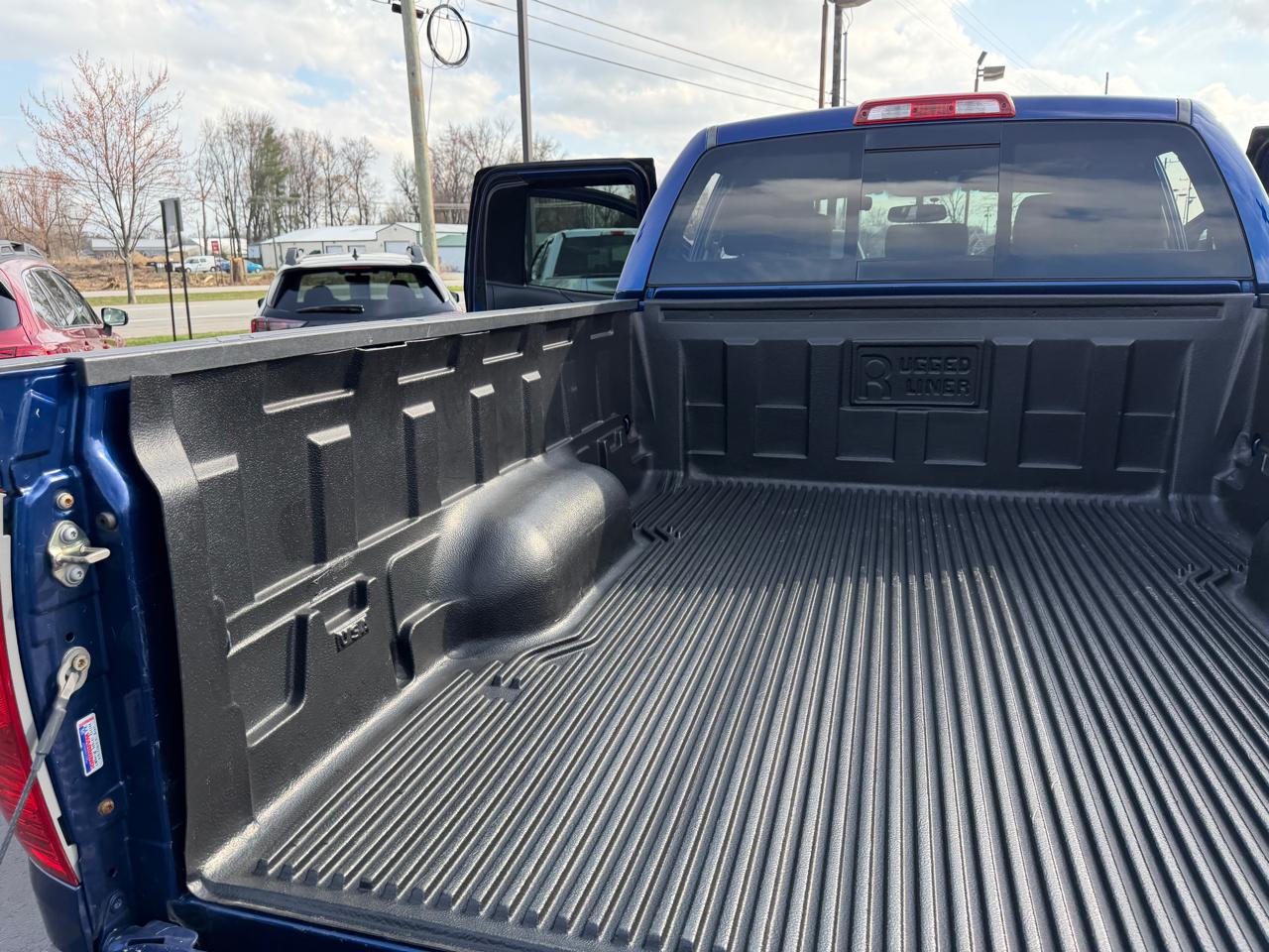 Toyota Tundra 4WD Truck  2014