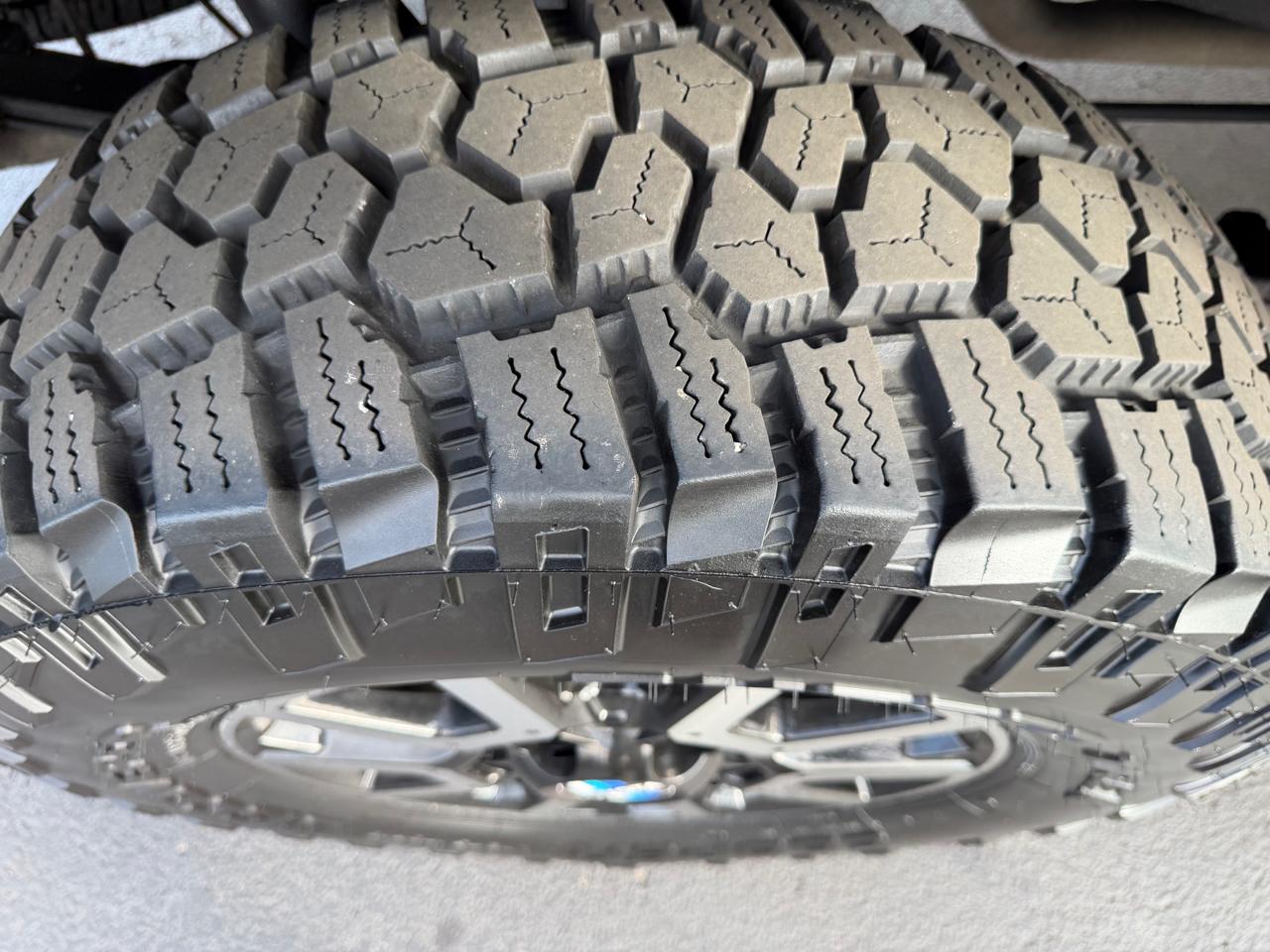 Toyota Tundra 4WD Truck  2014