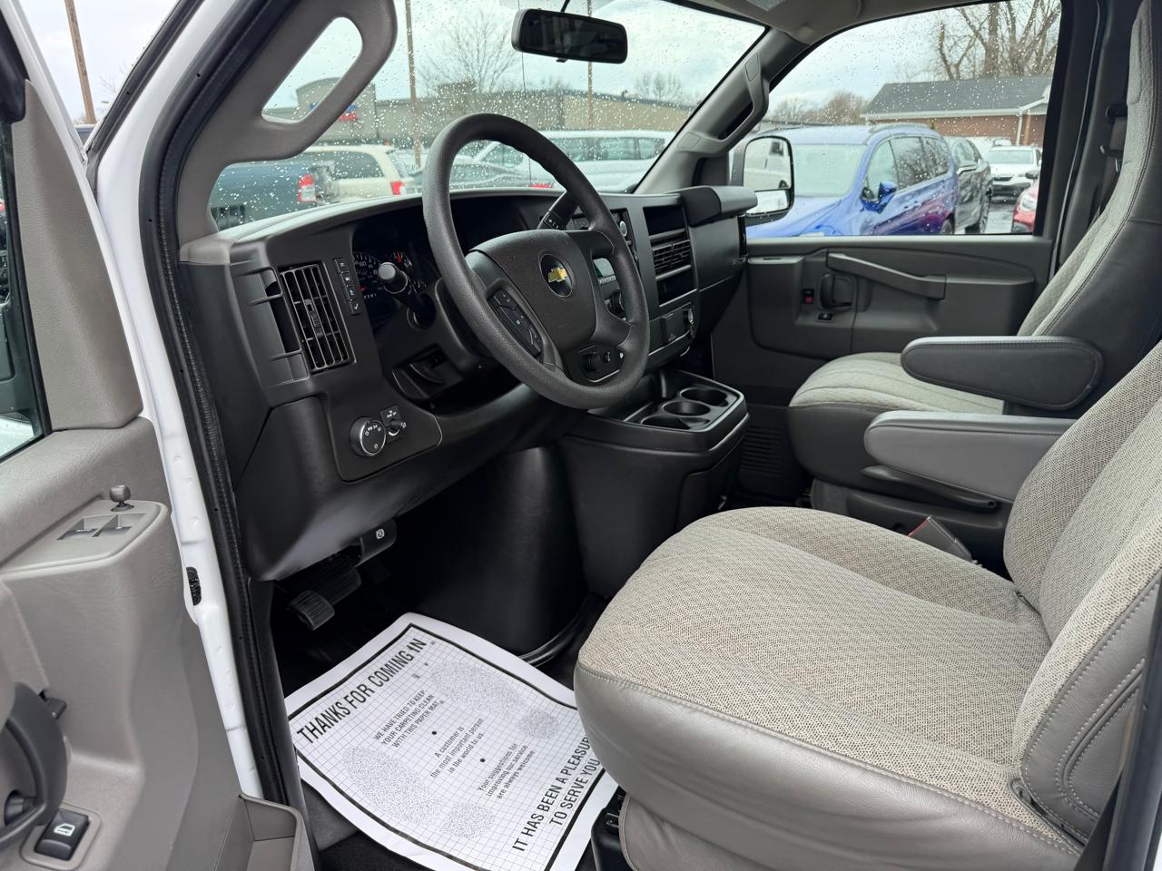 Chevrolet Express Cargo Van RWD 2500 155" 2021