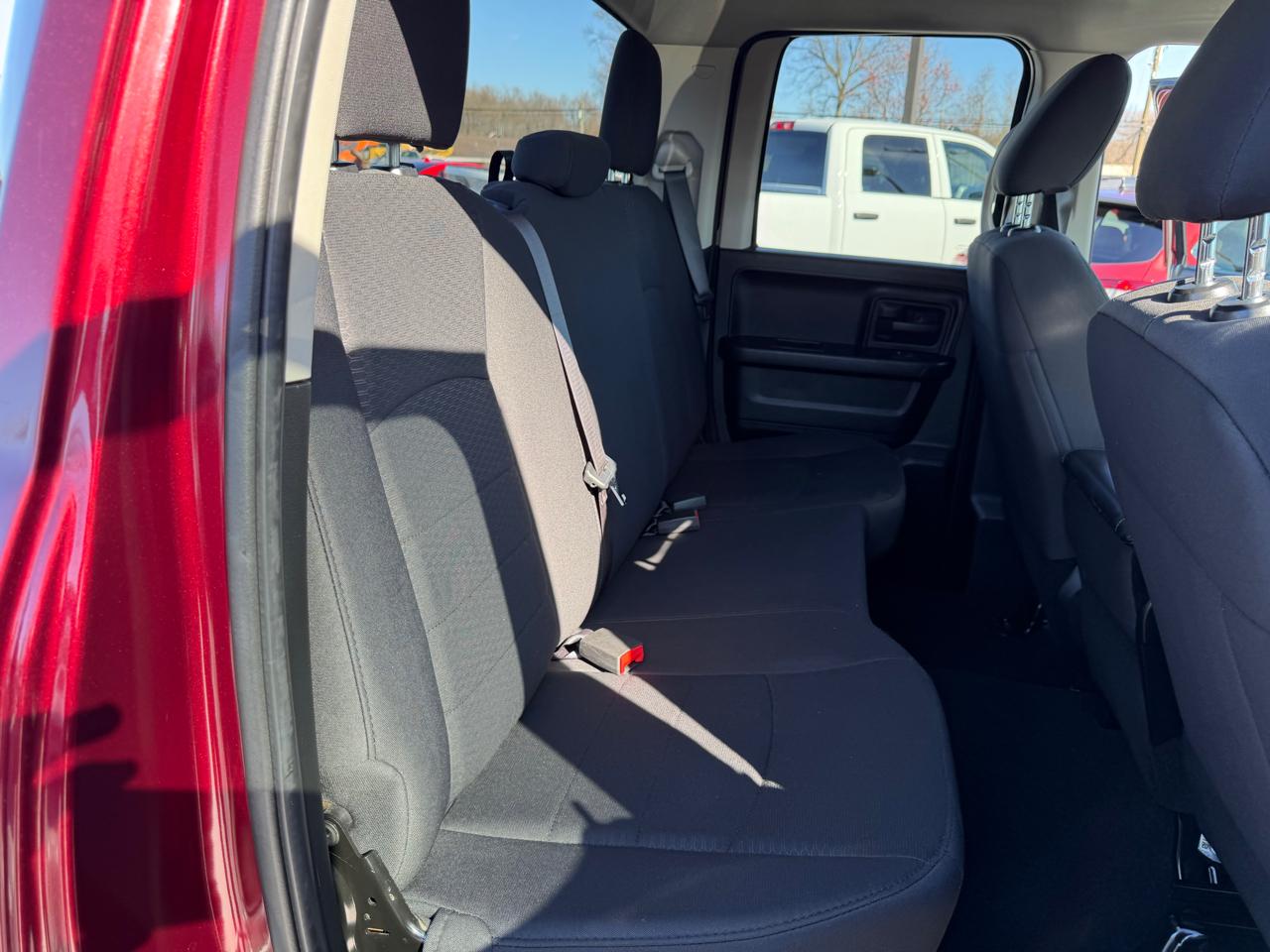 RAM 1500 Classic Tradesman 4x2 Quad Cab 6'4" Box 2019