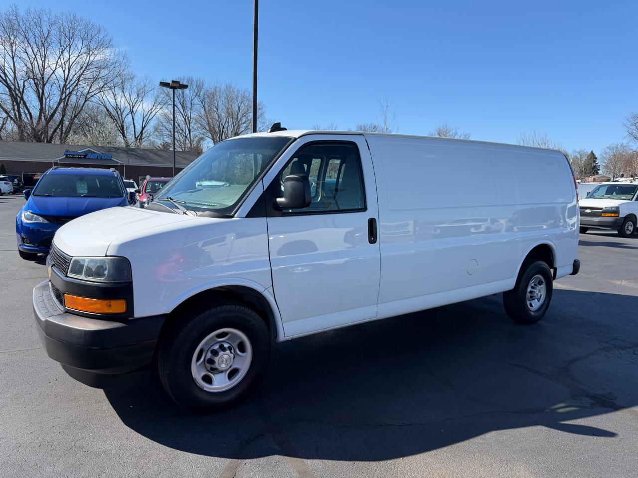 Chevrolet Express Cargo Van RWD 2500 155" 2021