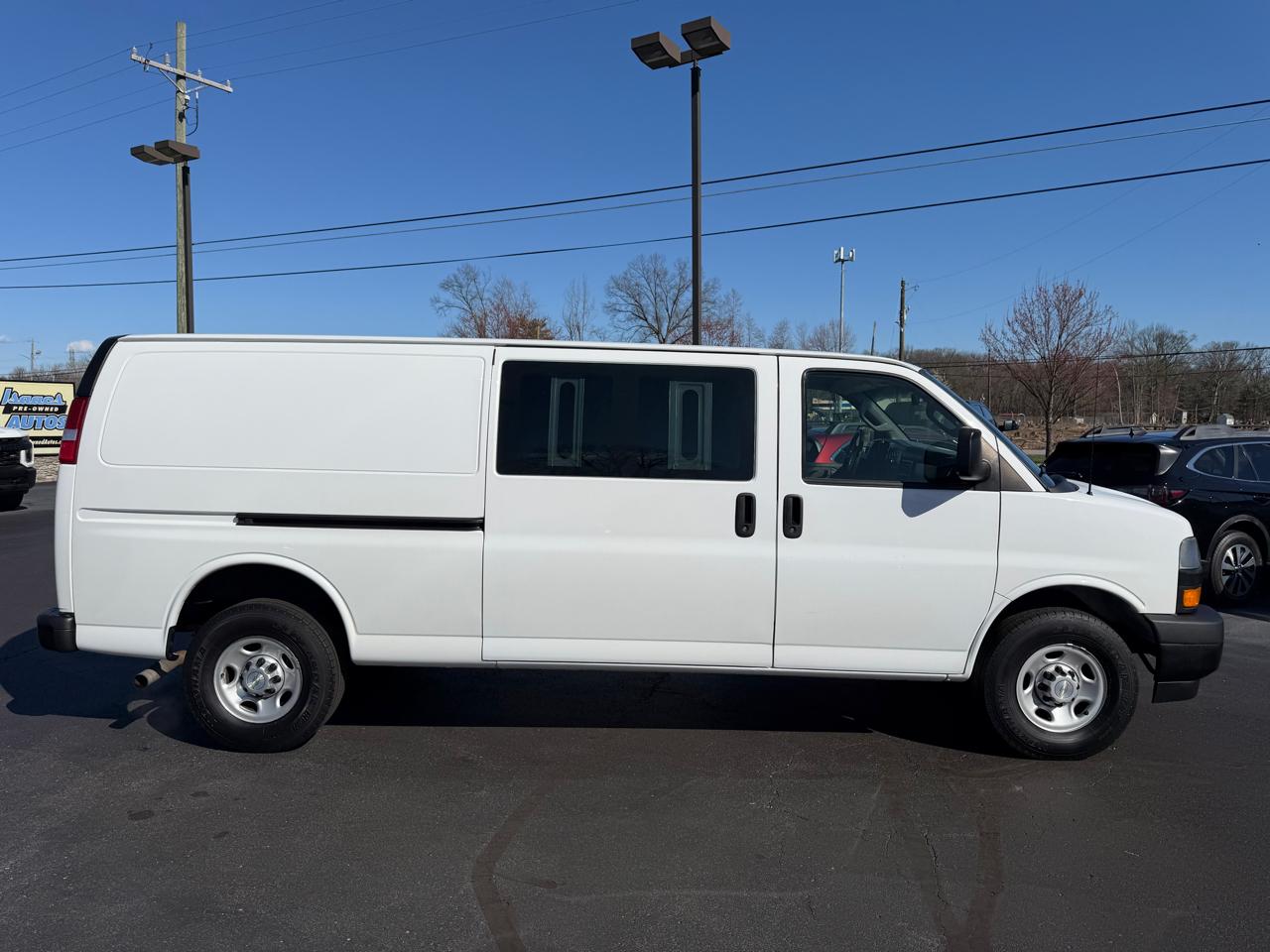 Chevrolet Express Cargo Van RWD 2500 155" 2021