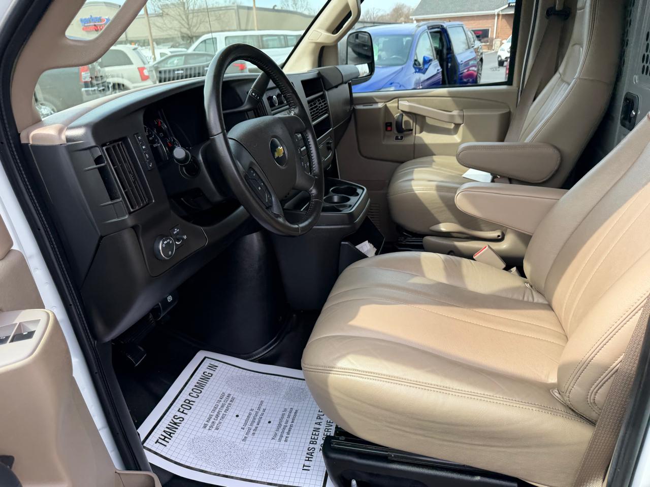 Chevrolet Express Cargo Van RWD 2500 135" 2021