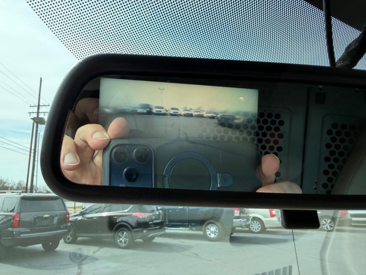 Chevrolet Express Cargo Van RWD 2500 135" 2021