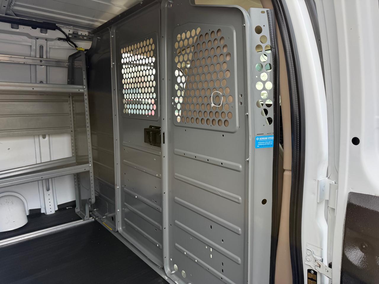 Chevrolet Express Cargo Van RWD 2500 135" 2021