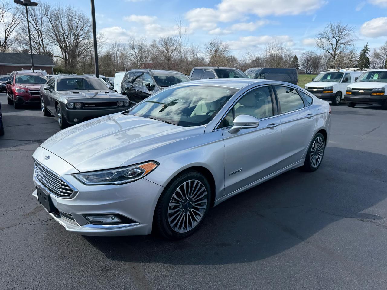 Ford Fusion Hybrid Titanium FWD 2017