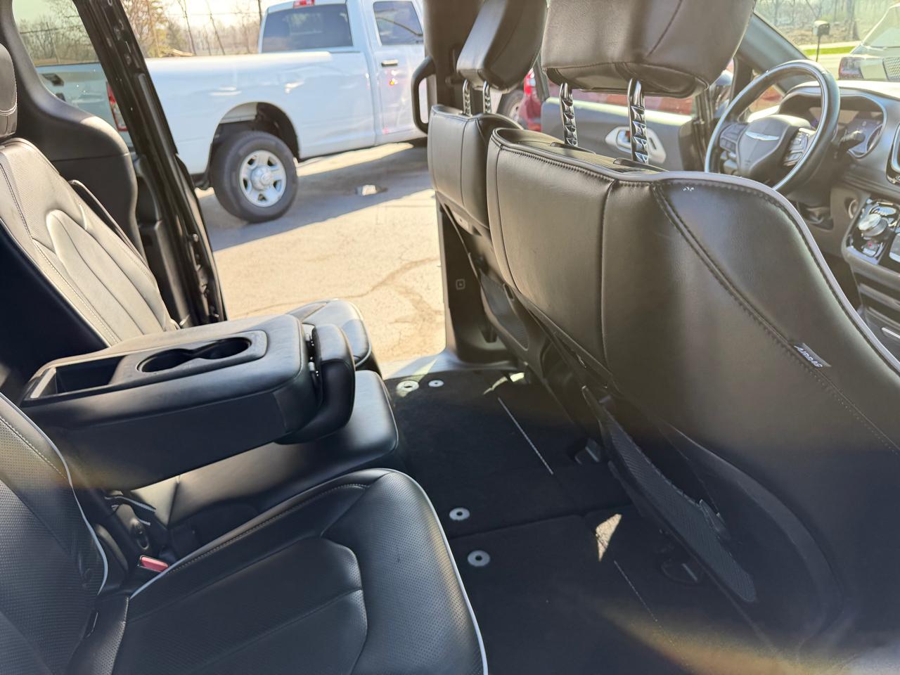 Chrysler Pacifica Limited FWD 2019