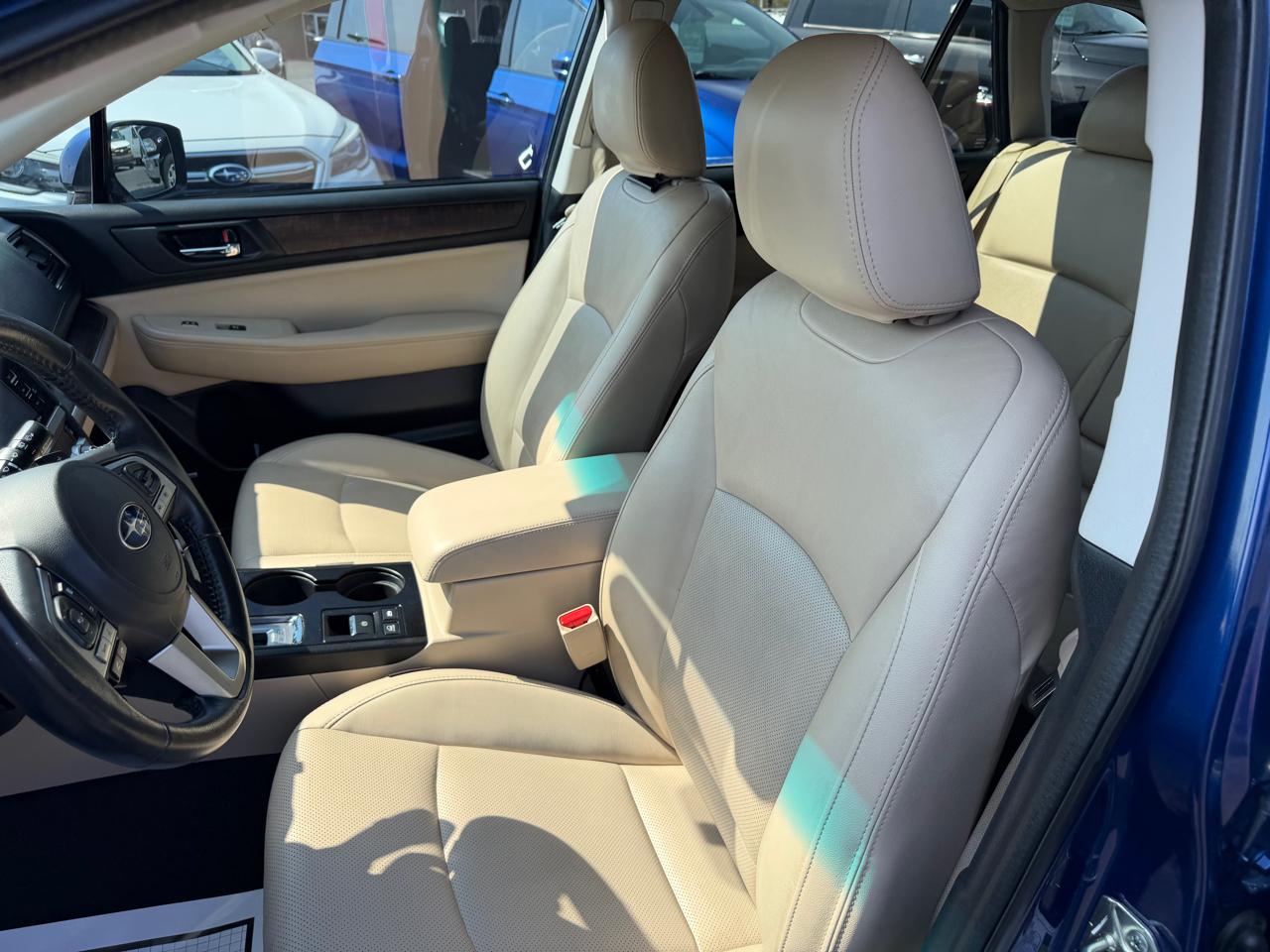 Subaru Outback 4dr Wgn 2.5i Limited 2016