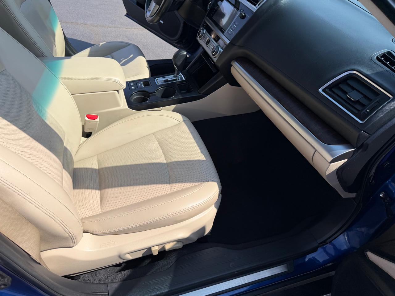 Subaru Outback 4dr Wgn 2.5i Limited 2016