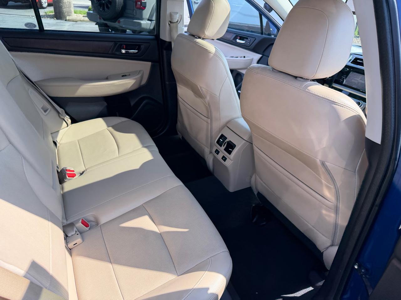 Subaru Outback 4dr Wgn 2.5i Limited 2016