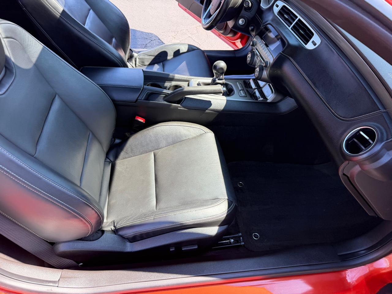 Chevrolet Camaro 2dr Cpe 2SS 2012