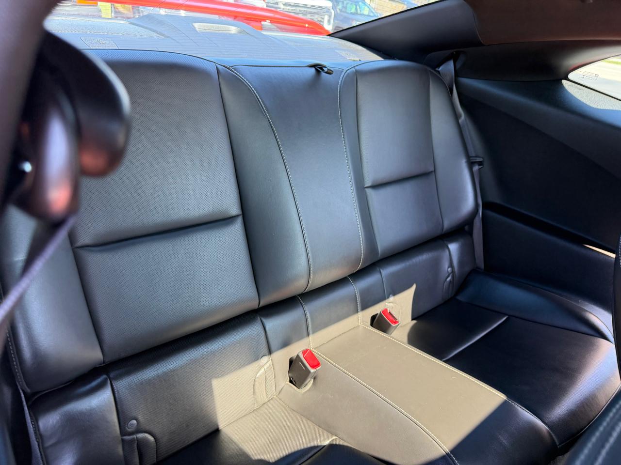 Chevrolet Camaro 2dr Cpe 2SS 2012