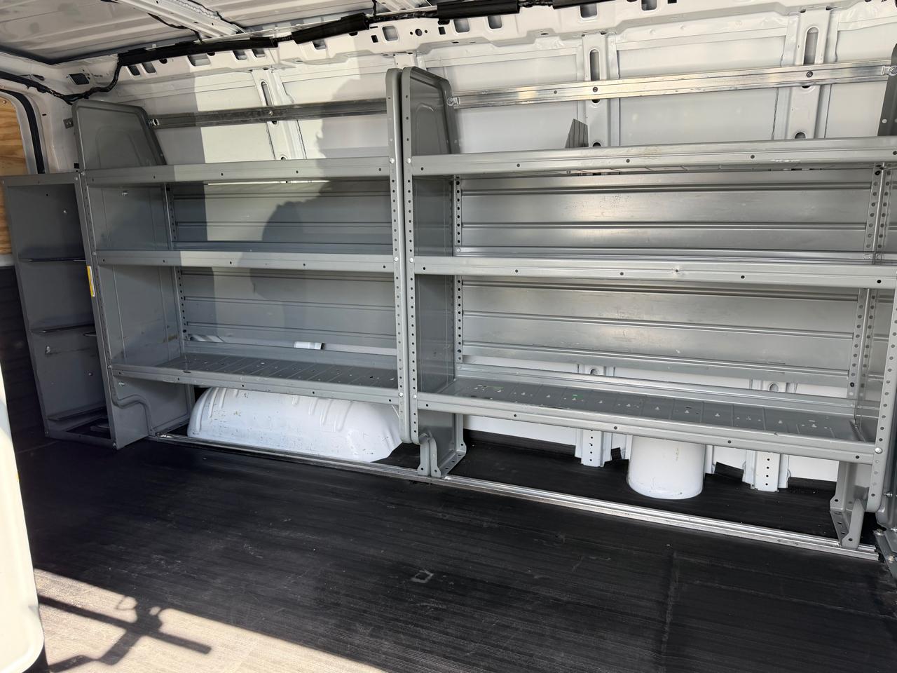 GMC Savana Cargo Van RWD 2500 135" 2022