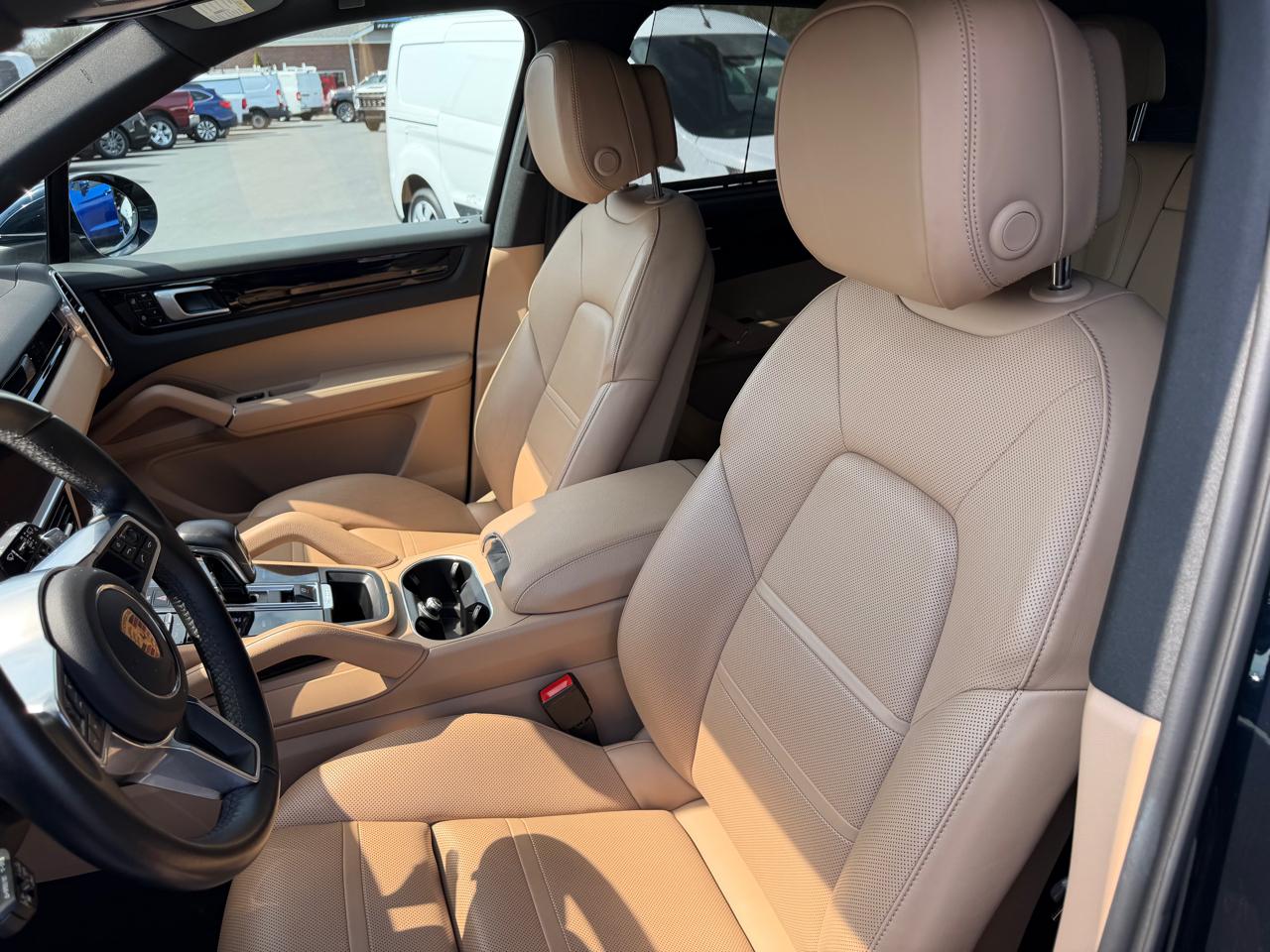 Porsche Cayenne AWD 2020