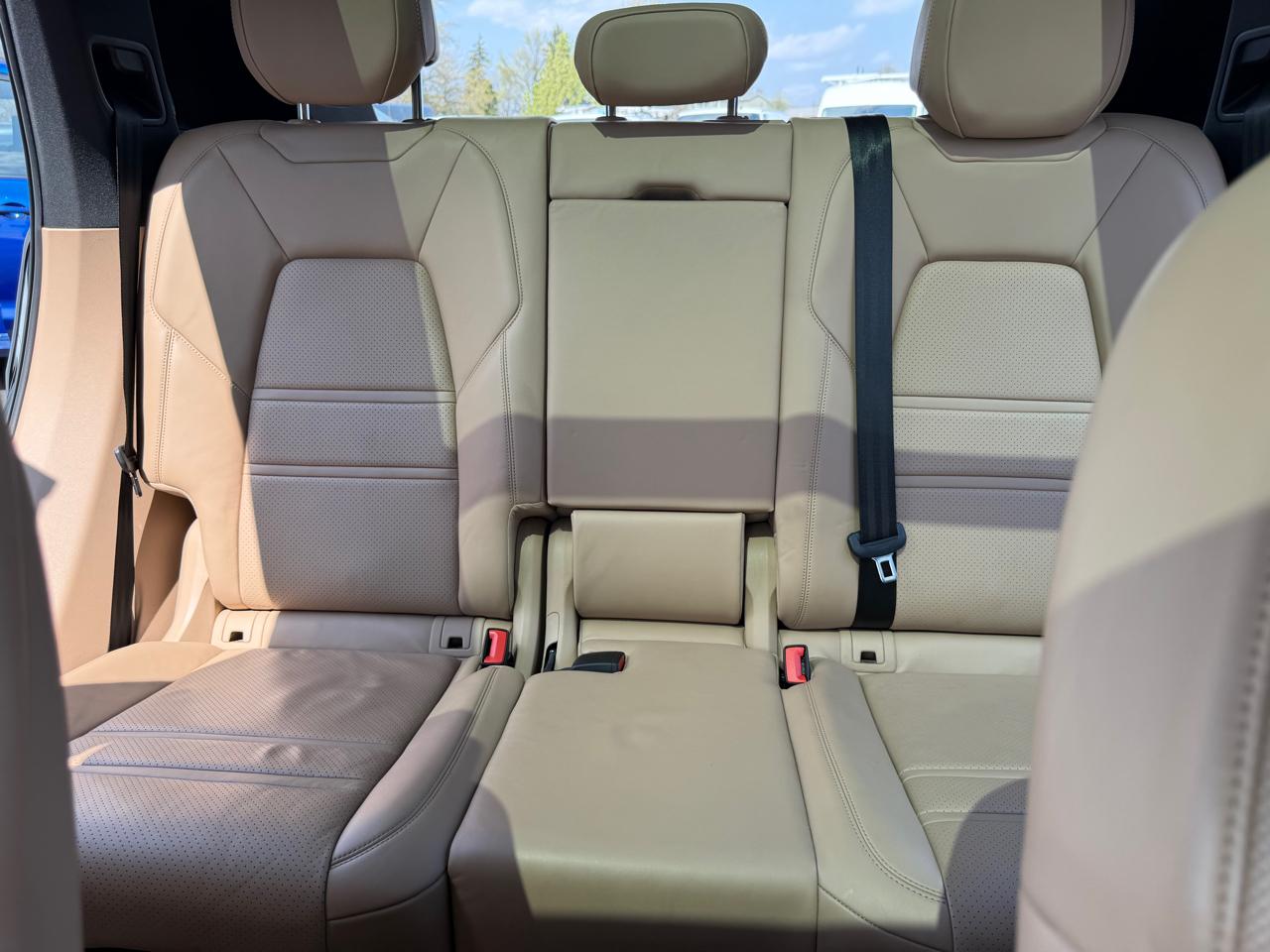 Porsche Cayenne AWD 2020