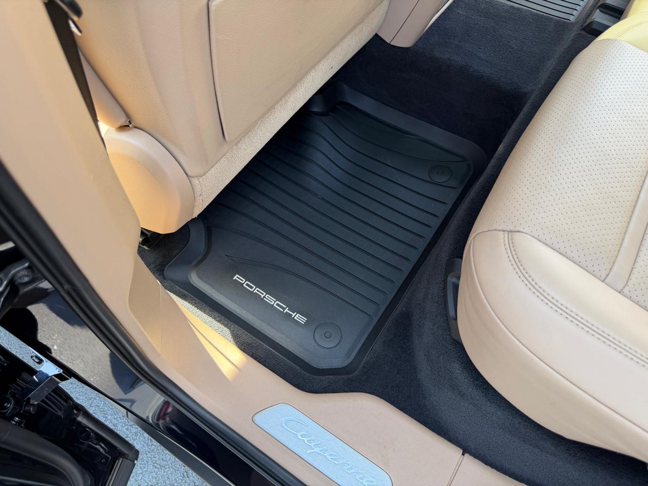 Porsche Cayenne AWD 2020