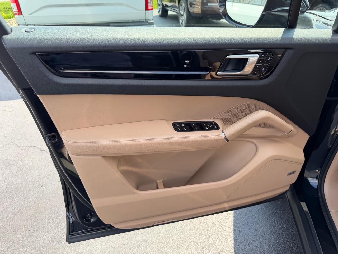 Porsche Cayenne AWD 2020