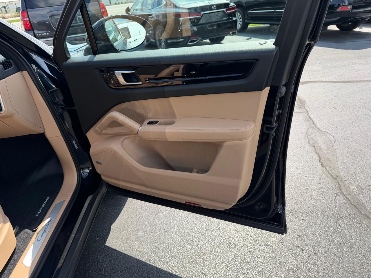 Porsche Cayenne AWD 2020