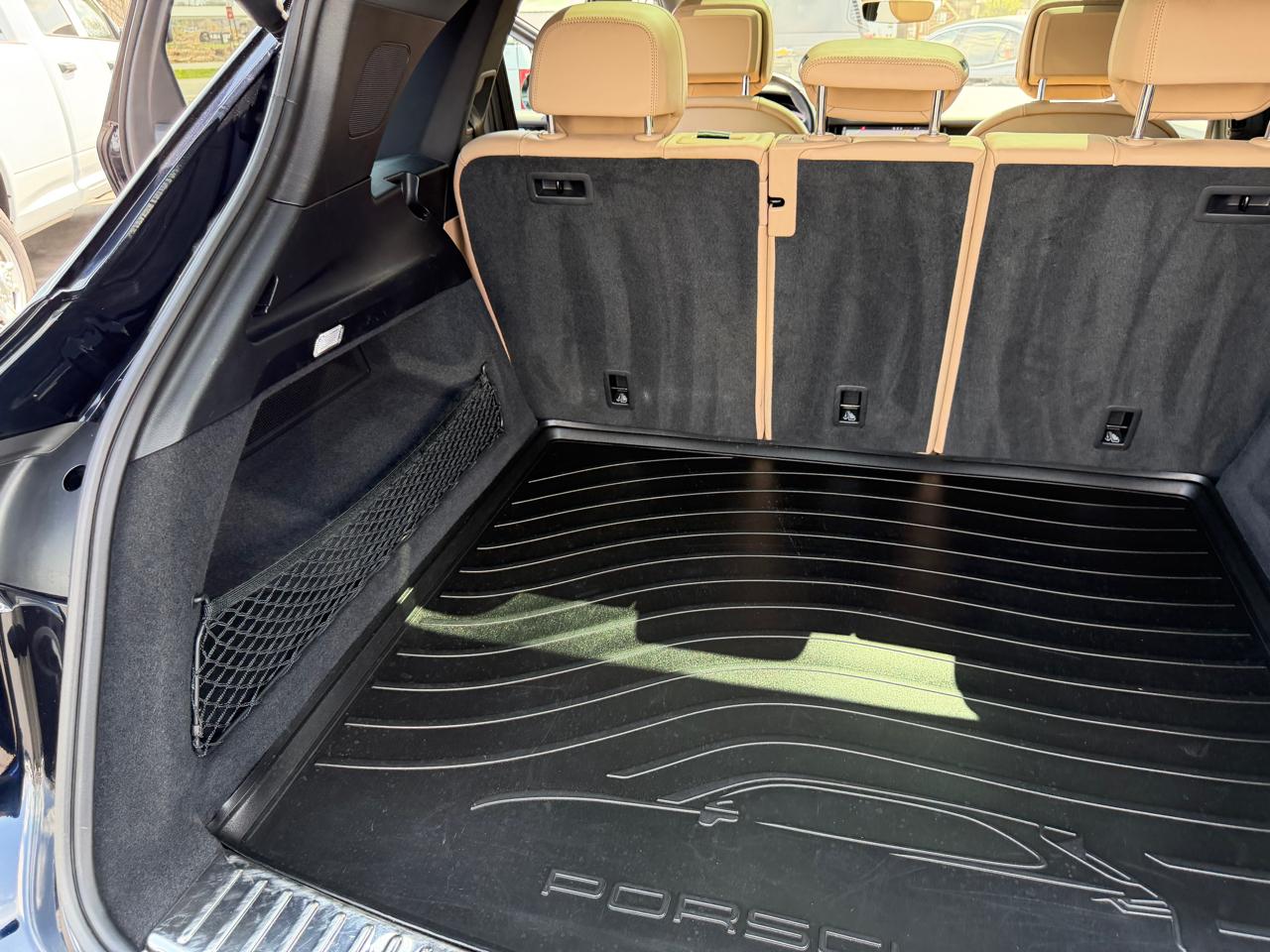 Porsche Cayenne AWD 2020