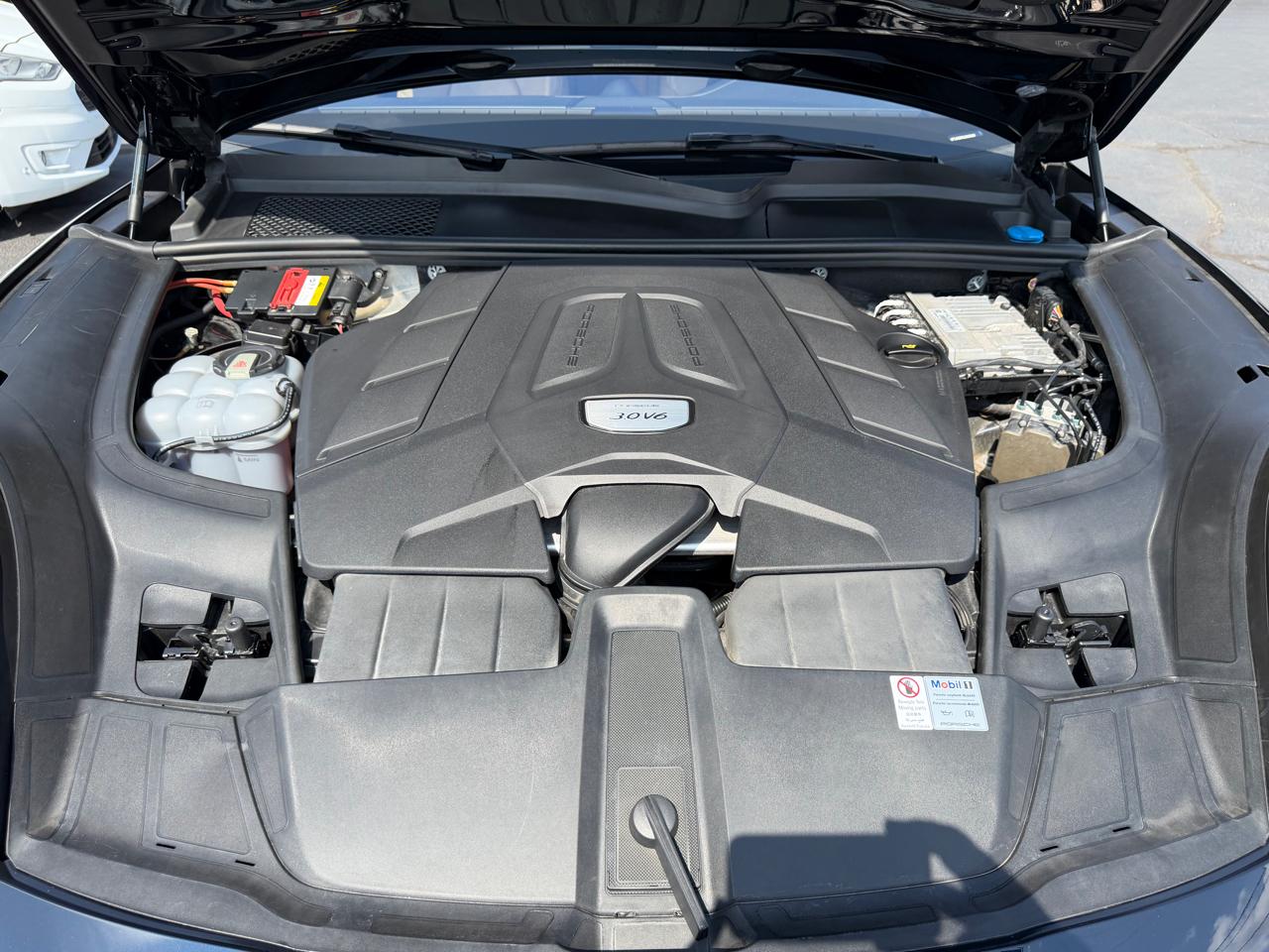 Porsche Cayenne AWD 2020