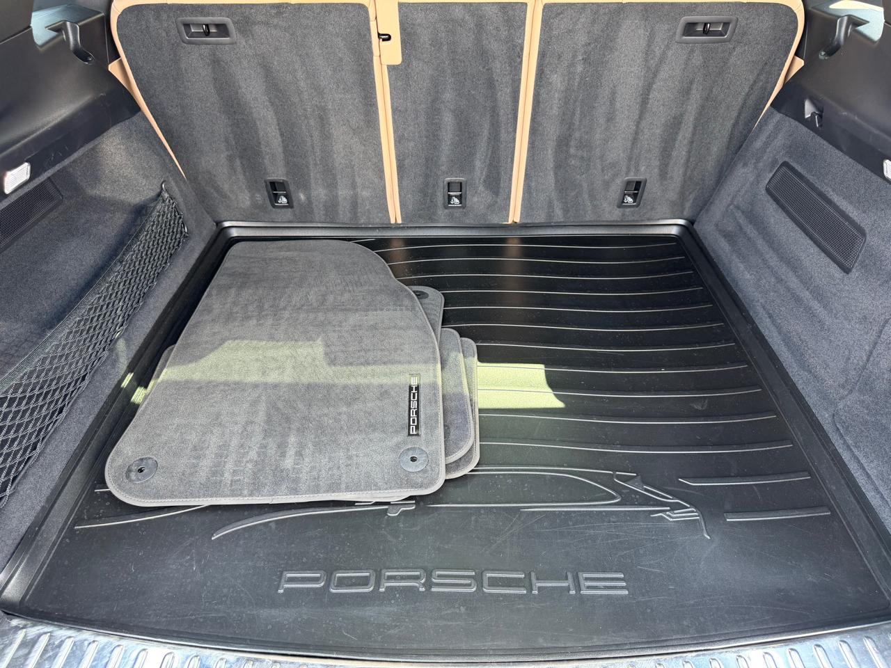 Porsche Cayenne AWD 2020