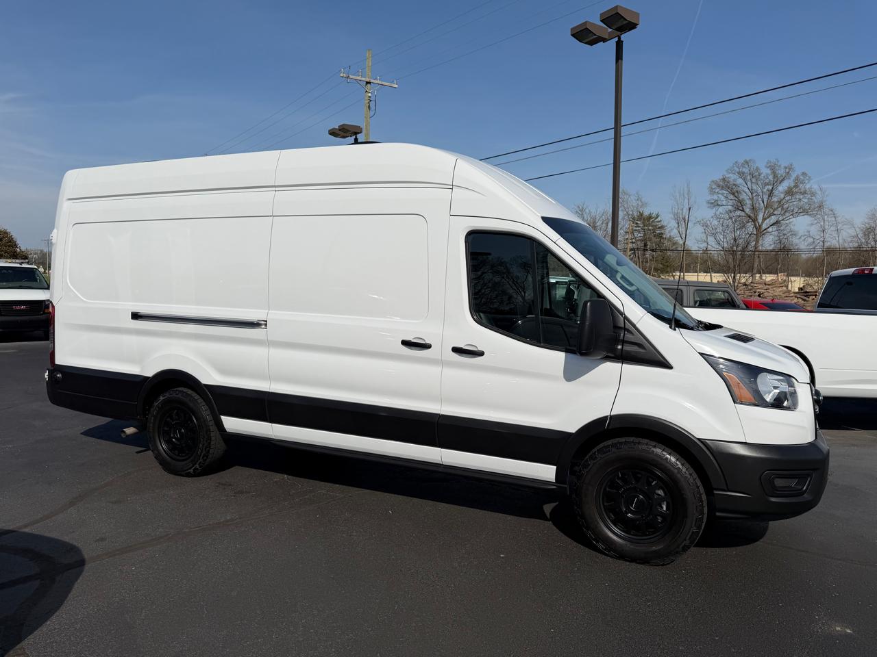 Ford Transit Cargo Van T-250 148" EL Hi Rf 9070 GVWR RWD 2020