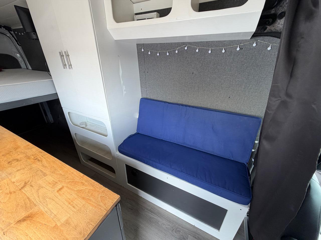 Ford Transit Cargo Van T-250 148" EL Hi Rf 9070 GVWR RWD 2020