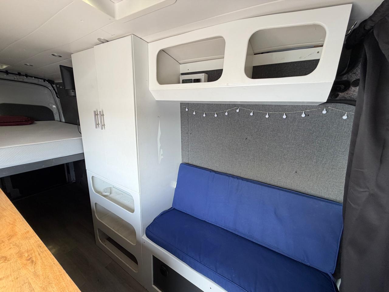 Ford Transit Cargo Van T-250 148" EL Hi Rf 9070 GVWR RWD 2020