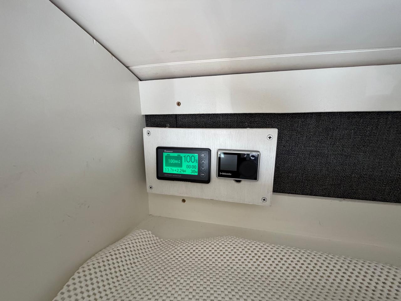 Ford Transit Cargo Van T-250 148" EL Hi Rf 9070 GVWR RWD 2020