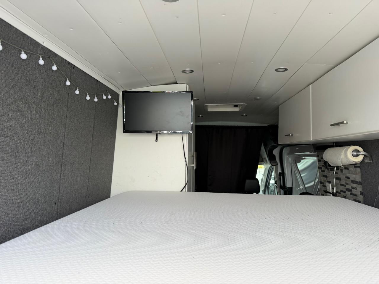 Ford Transit Cargo Van T-250 148" EL Hi Rf 9070 GVWR RWD 2020