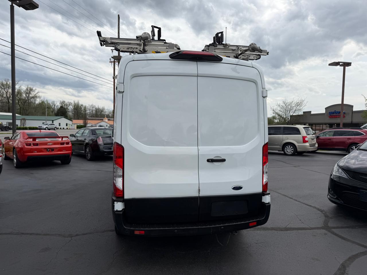 Ford Transit Van T-250 130" Med Rf 9000 GVWR Sliding RH Dr 2019