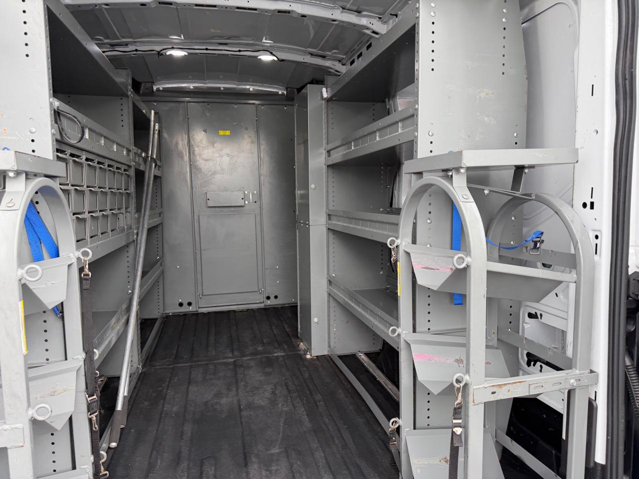 Ford Transit Van T-250 130" Med Rf 9000 GVWR Sliding RH Dr 2019