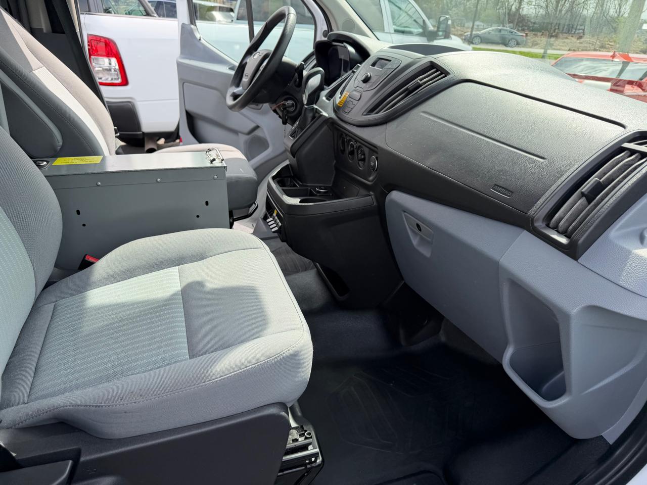 Ford Transit Van T-350 148" Low Rf 9500 GVWR Sliding RH Dr 2018